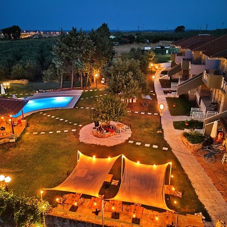 Marele Hills Apartments Nea Fokea Ngoại thất bức ảnh